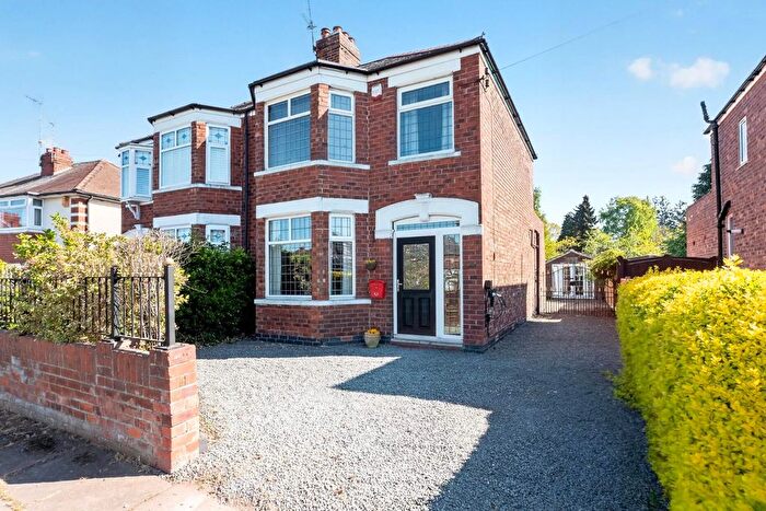 3 Bedroom Semi Detached House For Sale In Milson Grove, York, YO10