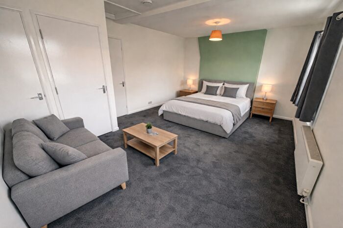 Studio To Rent In Clemens Street, Leamington Spa, CV31