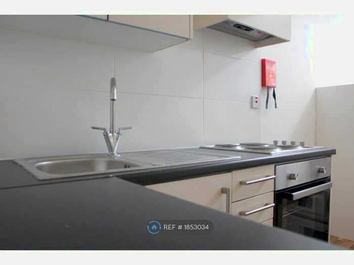 Studio To Rent In Kensington Olympia, London, W14