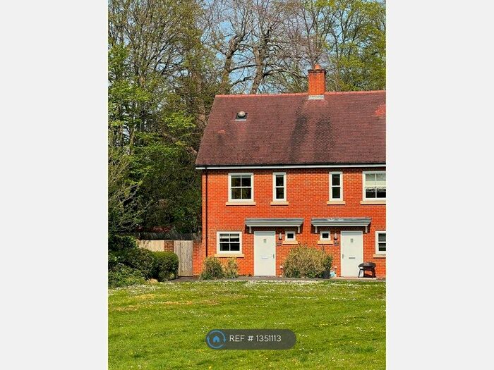 2 Bedroom Semi-Detached House To Rent In Winton Gate, Winchester, SO22