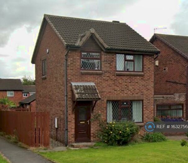 3 Bedroom Detached House To Rent In Lea Park Garth, Leeds, LS10