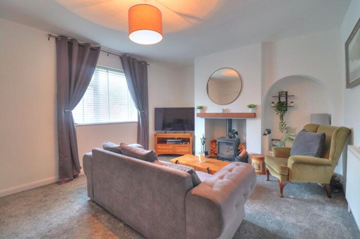 3 Bedroom Terraced House For Sale In Loughborough Road, Hathern, Loughborough, LE12
