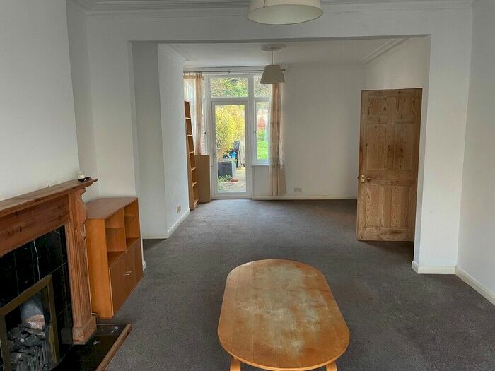 3 Bedroom Terraced House To Rent In Purley Park Road, Purley, CR8