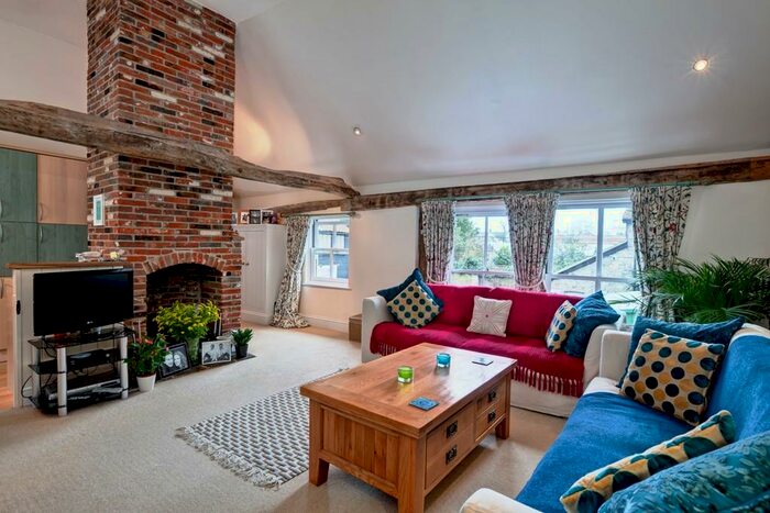 1 Bedroom Flat To Rent In Long Melford, Sudbury, Suffolk, CO10