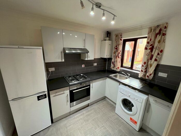 2 Bedroom House To Rent In Swan Drive, Colindale, London, NW9