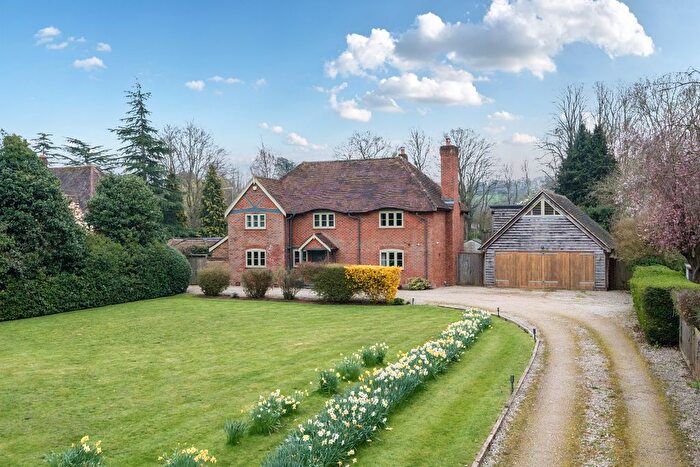 6 Bedroom Detached House For Sale In Shepherds Lane, Hurley, Maidenhead, SL6