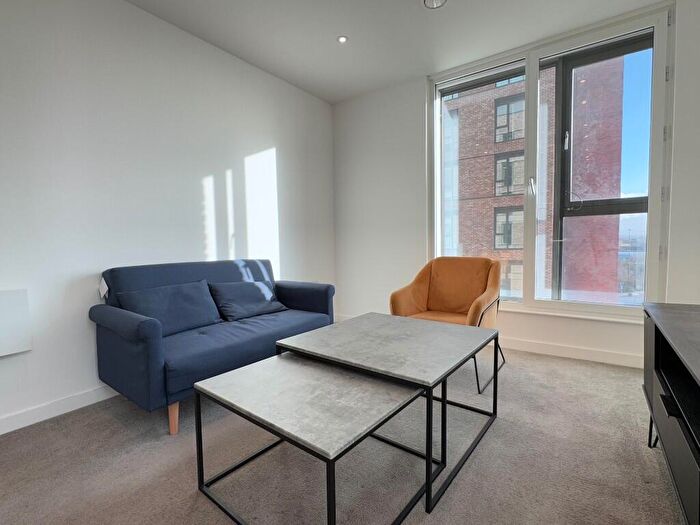 2 Bedroom Flat To Rent In Wharf End, Manchester, Greater Manchester, , [Ref: Bp], M17