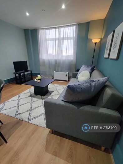 1 Bedroom Flat To Rent In High Street, Morley, Leeds, LS27