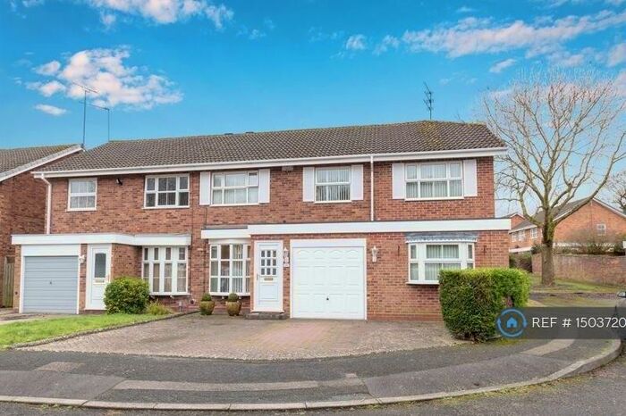 4 Bedroom Semi-Detached House To Rent In Edgmond Close, Redditch, B98