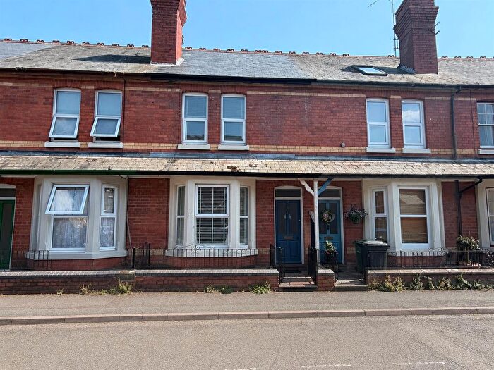 2 Bedroom Terraced House For Sale In Grove Road, Hereford, HR1