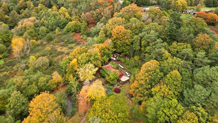 5 Bedroom Detached House For Sale In Tilford Road, Churt, Farnham, GU10