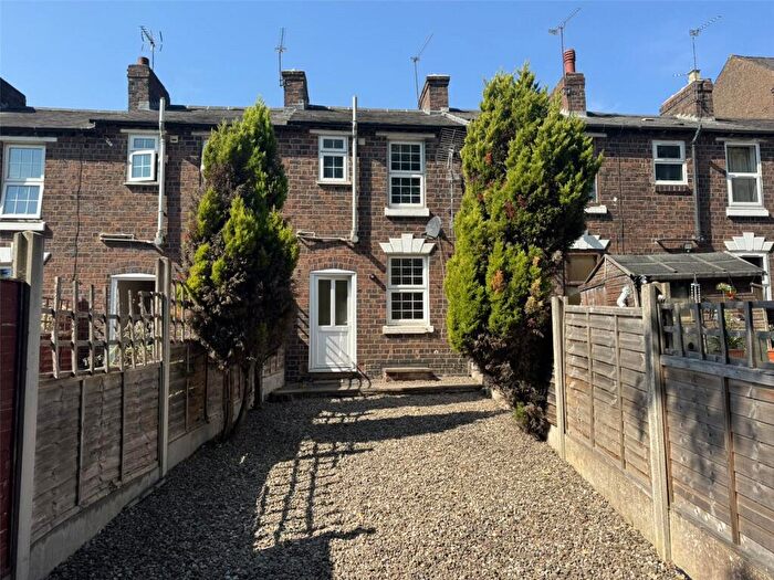 2 Bedroom Terraced House For Sale In Park Street, Kidderminster, Worcestershire, DY11