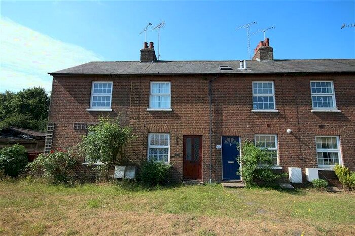 2 Bedroom Terraced House To Rent In Luton Road, Harpenden, AL5