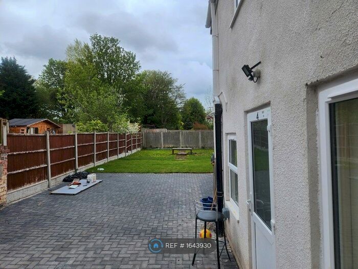 1 Bedroom Studio To Rent In Frederick Road, Stechford, Birmingham, B33