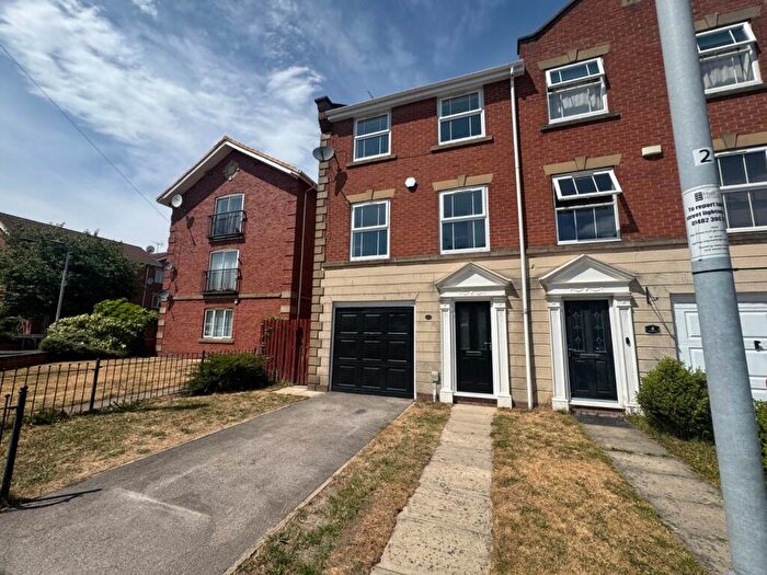 3 Bedroom House To Rent In Mariners Close, Victoria Dock, Hull, East Yorkshire, HU9