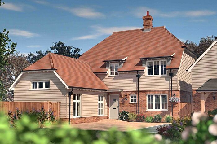 4 Bedroom Detached House For Sale In Ringwood, BH24