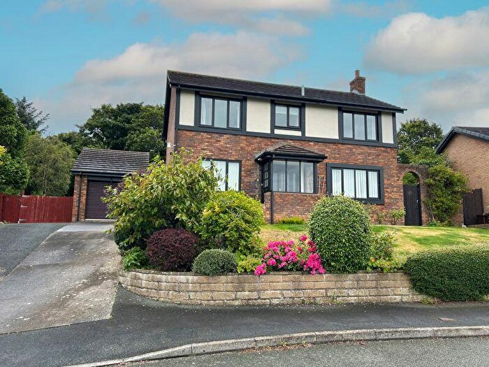 3 Bedroom Detached House For Sale In Dalar Las, Glan Conwy, LL28