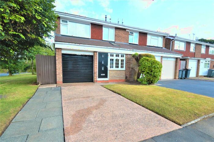 2 Bedroom Semi-Detached House To Rent In Hunstanton Avenue, Birmingham, B17