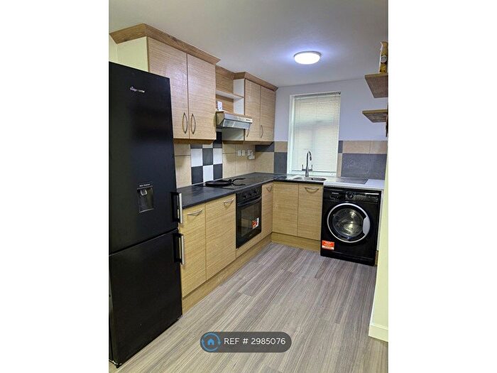 2 Bedroom Bungalow To Rent In Ruscus Road, London, E17