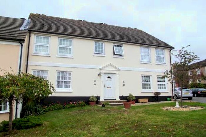 1 Bedroom Flat To Rent In Poplar Way, Midhurst, GU29