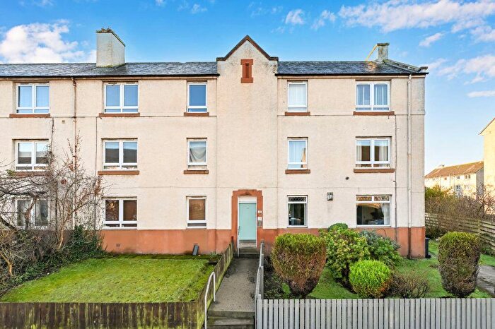 2 Bedroom Flat For Sale In / Moat Drive, Edinburgh, EH14