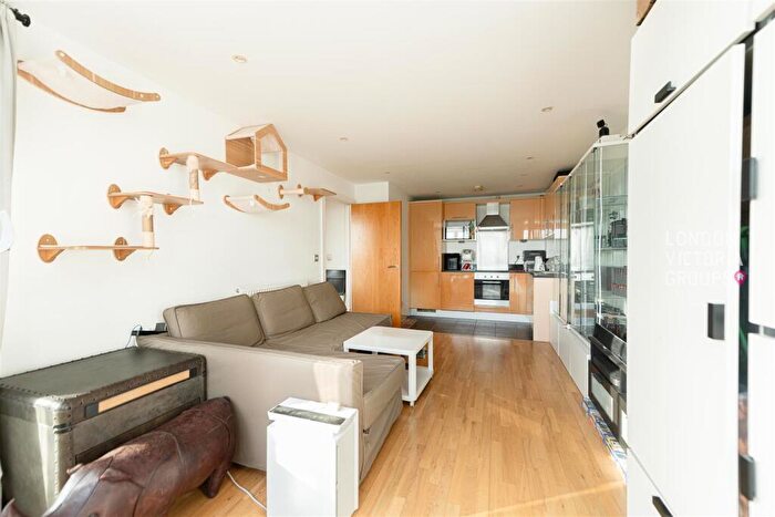 1 Bedroom Apartment For Sale In Indescon Square, London, E14