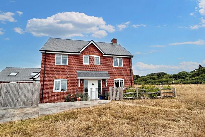 4 Bedroom Detached House For Sale In Wimborne, BH21
