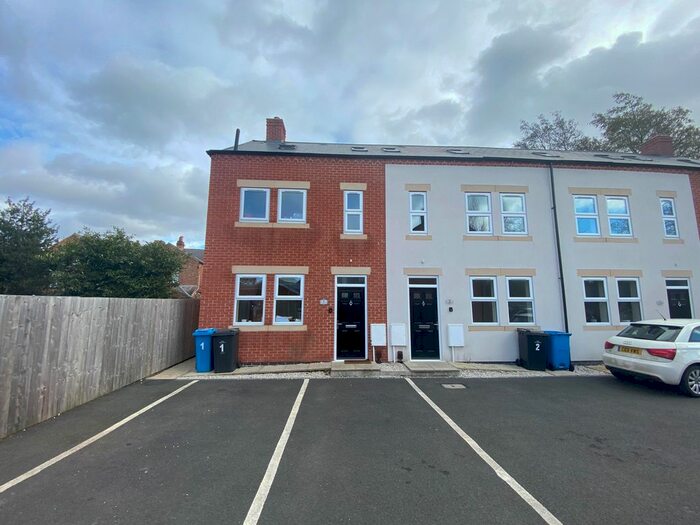 3 Bedroom Property To Rent In Baker Close, Long Eaton, Nottingham, NG10