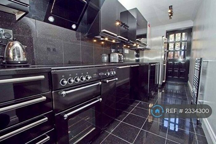 4 Bedroom Semi-Detached House To Rent In Priory Close, Ruislip, HA4