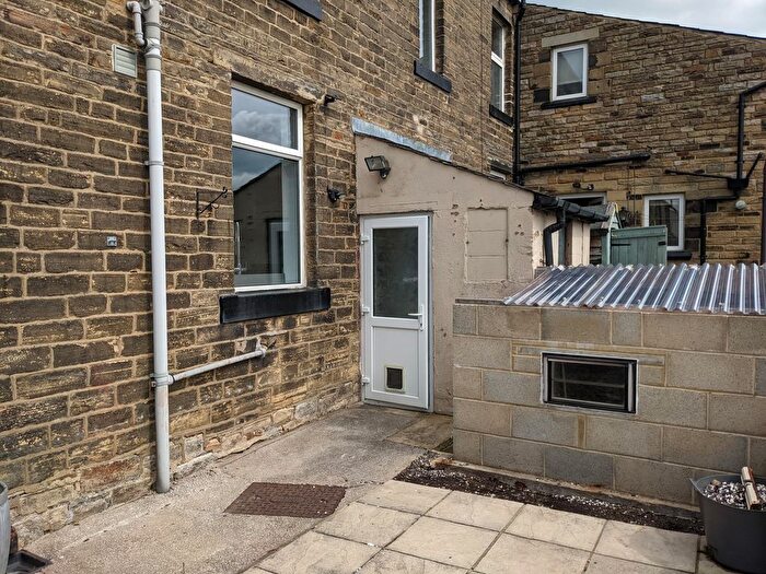 3 Bedroom Detached House To Rent In Castle Street, Skipton, North Yorkshire, BD23
