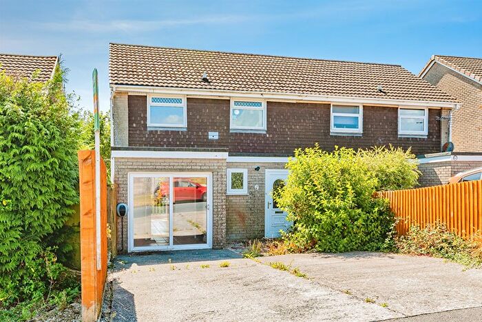 3 Bedroom Semi-Detached House For Sale In Trem-Y-Mor, Brackla, Bridgend, CF31