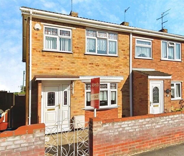 3 Bedroom End Of Terrace House For Sale In Selby Street, Lowestoft, Suffolk, NR32