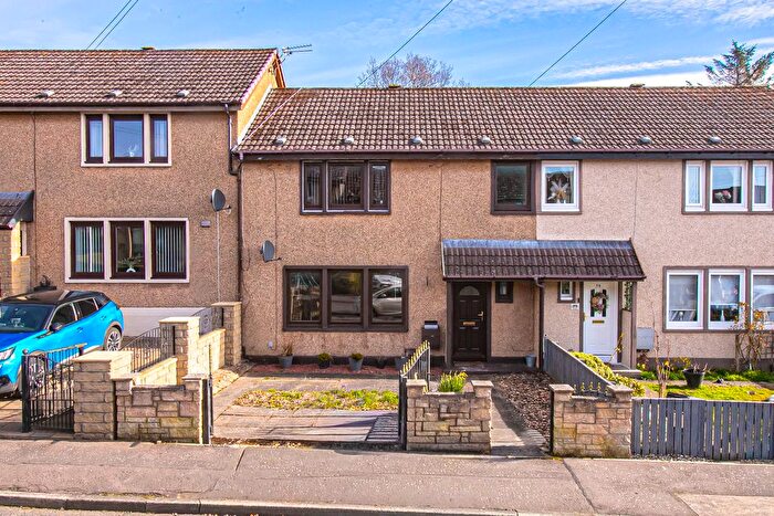 3 Bedroom Semi Detached House For Sale In Kirktoun Park, Ballingry, KY5