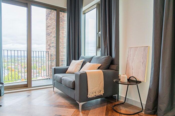 2 Bedroom Apartment To Rent In Bendix Street, Manchester, Greater Manchester, M4