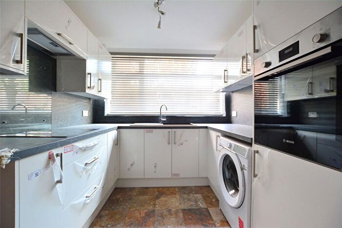 2 Bedroom End Of Terrace House To Rent In Hevelius Close, London, SE10
