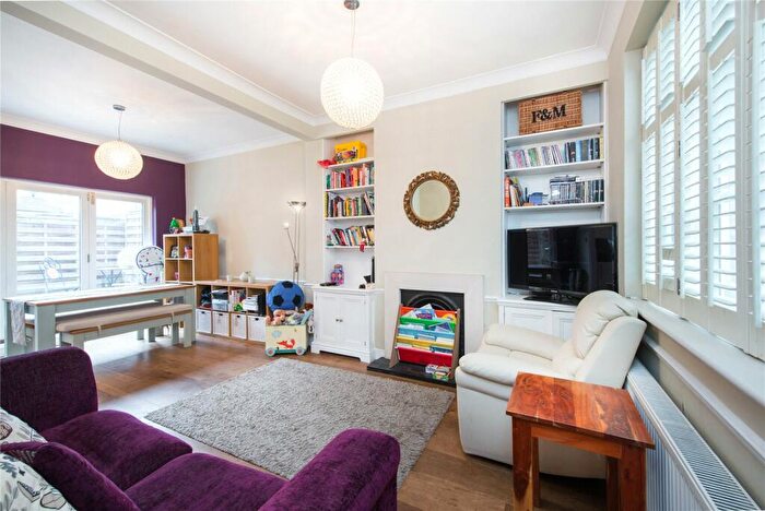 2 Bedroom Terraced House To Rent In Rock Avenue, East Sheen, SW14