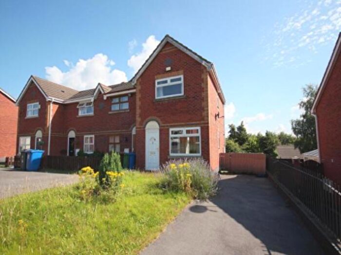 2 Bedroom Town House To Rent In Florence Street, Wigan, WN1