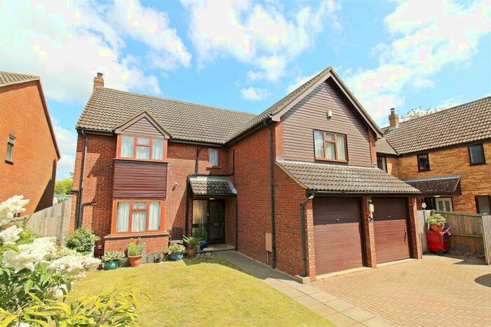 5 Bedroom Detached House For Sale In Church End, Everton., SG19