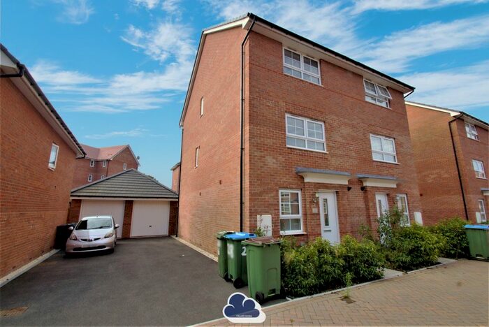 4 Bedroom Semi-Detached House To Rent In Brambling Avenue, Coventry, CV4