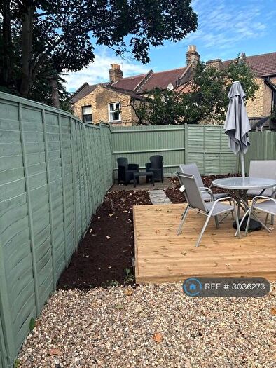 4 Bedroom Terraced House To Rent In Coleman Road, London, SE5