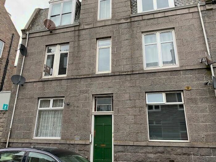 1 Bedroom Flat To Rent In Howburn Place, City Centre, Aberdeen, AB11
