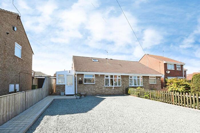 2 Bedroom Semi-Detached Bungalow For Sale In Constable Garth, Hedon, Hull, HU12