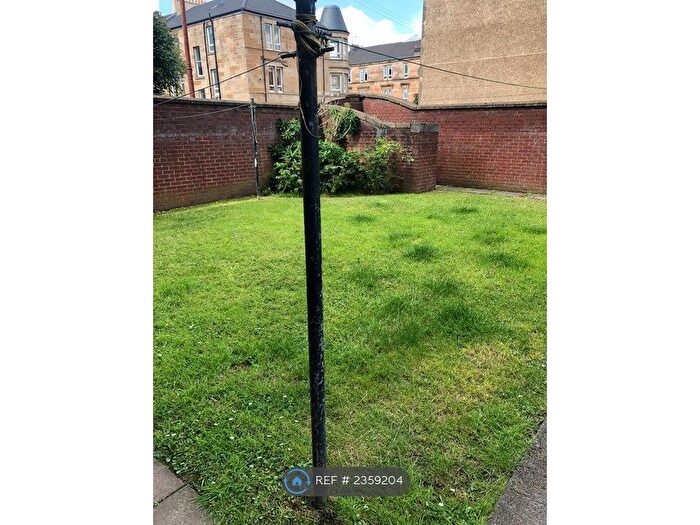 2 Bedroom Flat To Rent In Cartvale Road, Glasgow, G42