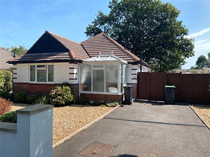 2 Bedroom Bungalow For Sale In Vernalls Close, Northbourne, Bournemouth, Dorset, BH10