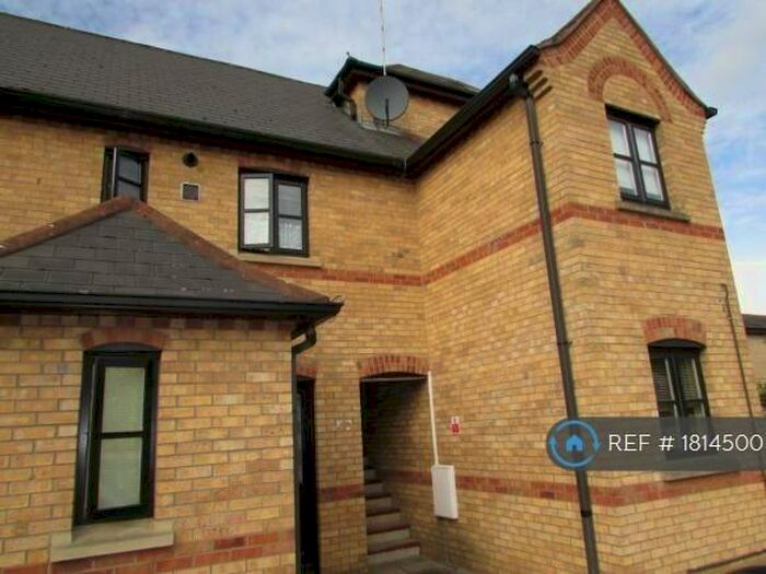 2 Bedroom Flat To Rent In Henry Court, Peterborough, PE1