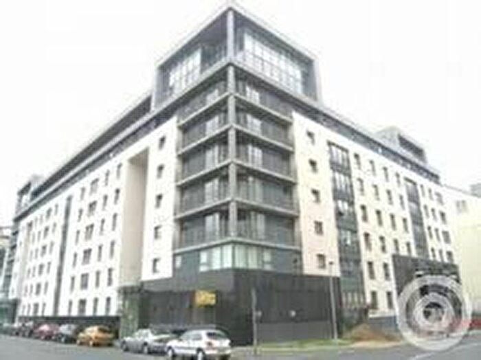 2 Bedroom Flat To Rent In Wallace Street, Glasgow, G5