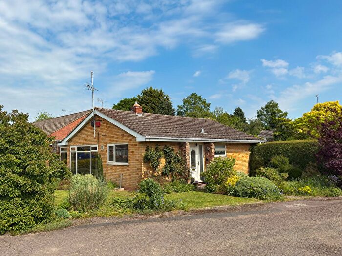 3 Bedroom Detached Bungalow For Sale In Poplar Road, Clehonger, Hereford, HR2