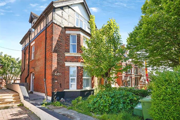 6 Bedroom Semi Detached House For Sale In St. Johns Church Road, Folkestone, Kent, CT19