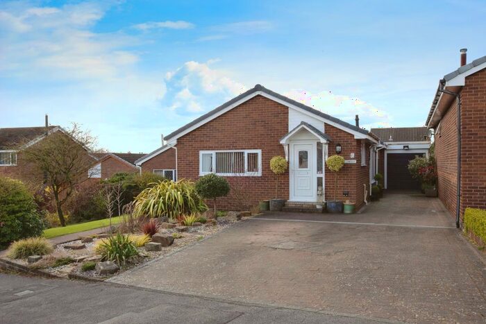 3 Bedroom Bungalow For Sale In Sutton Grove, Chorley, Lancashire, PR6