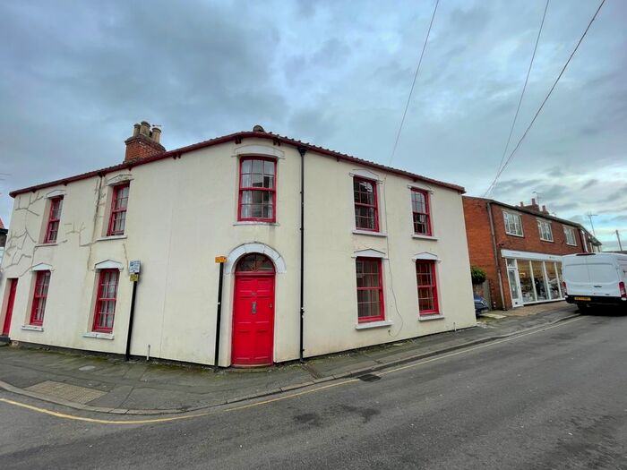 2 Bedroom Cottage To Rent In Chapel Lane, Barton Upon Humber, Pjr, Pj, Uk, DN18